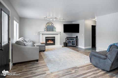 2821 Devin Cir, Anchorage, AK 99516 photo 11