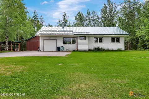 1600 W Melanie Ave, Wasilla, AK 99654