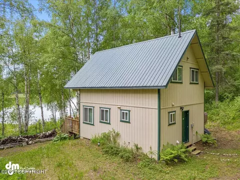 12196 N Hagion Shores Dr, Willow, AK 99688
