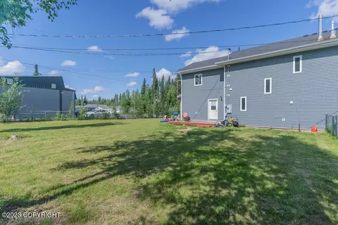526 E 5th Ave, North Pole, AK 99705 photo 28