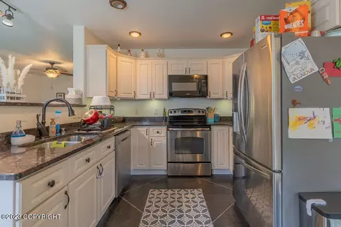 526 E 5th Ave, North Pole, AK 99705 photo 8