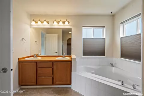 5936 Big Bend Loop, Anchorage, AK 99502 photo 23