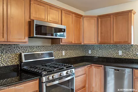 5936 Big Bend Loop, Anchorage, AK 99502 photo 5
