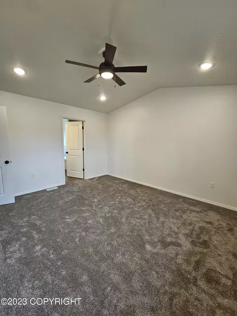 7301 E Graphite Cir, Wasilla, AK 99654 photo 8