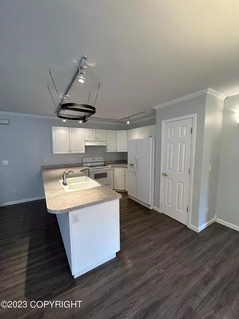 16612 River Heights Loop, Eagle River, AK 99577 photo 5