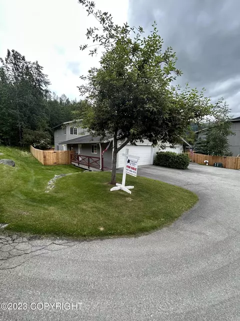 16612 River Heights Loop, Eagle River, AK 99577 photo 3