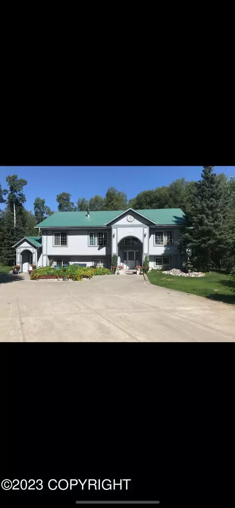 581 E Mountain Ash Loop, Wasilla, AK 99654