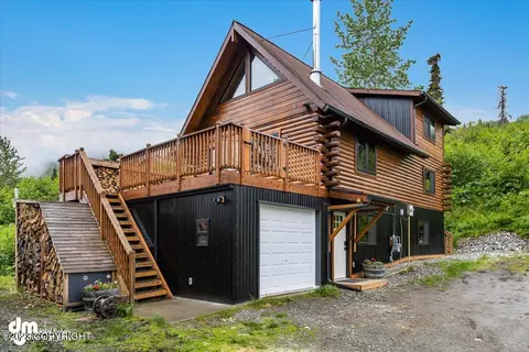 3828 Birdsong Dr, Eagle River, AK 99577