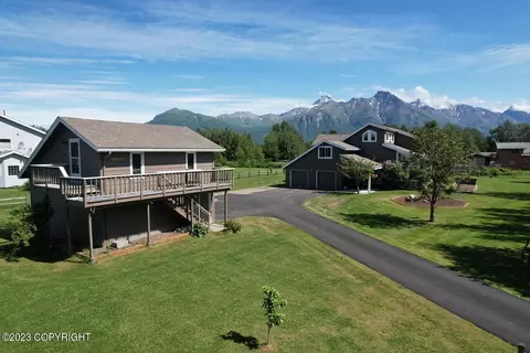 14801 E Depriest Ave, Palmer, AK 99645