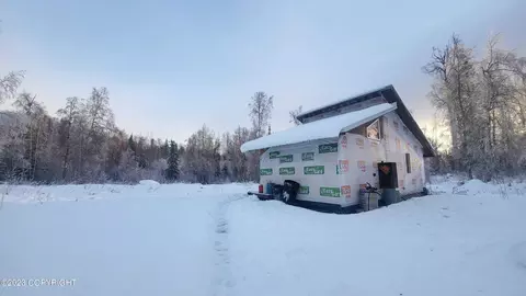 48765 S Bendapole Rd, Willow, AK 99688