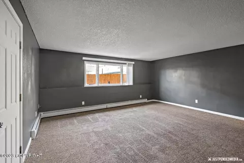 148 Micheal Ct, Anchorage, AK 99504 photo 10