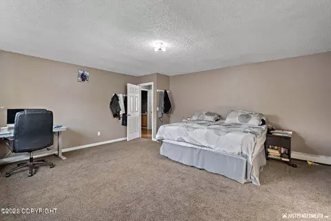 148 Micheal Ct, Anchorage, AK 99504 photo 26