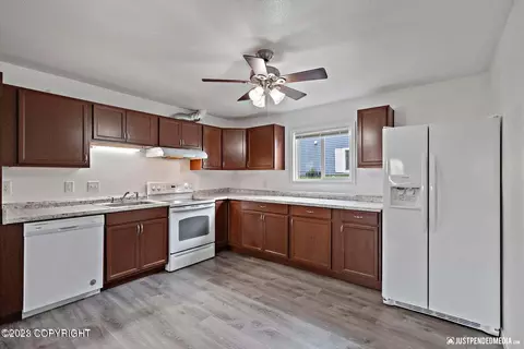148 Micheal Ct, Anchorage, AK 99504 photo 15