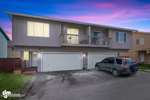 4881 Barrington Loop, Anchorage, AK 99503