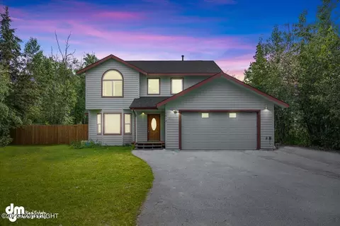 5012 W Northern Rose Ln, Wasilla, AK 99623