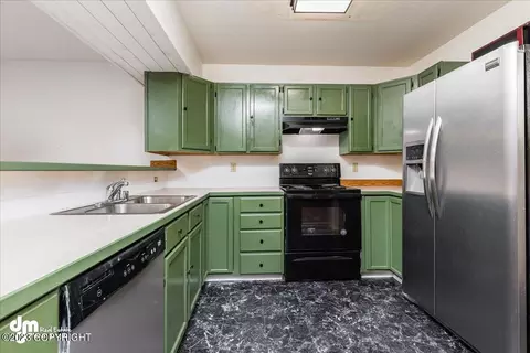 17741 Beaujolais Dr, Eagle River, AK 99577 photo 7