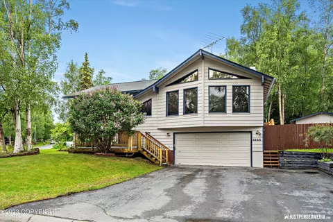 3235 Seawind Dr, Anchorage, AK 99516