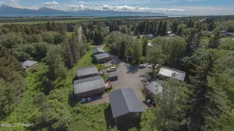 2080 Shannon Ln, Homer, AK 99603