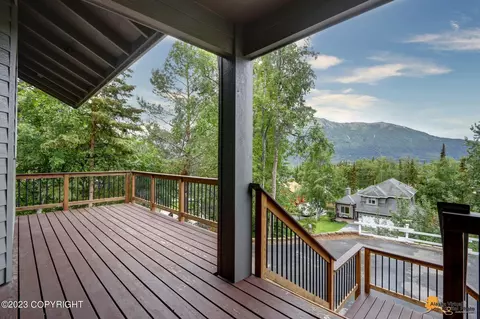 10235 Silvertip Cir, Eagle River, AK 99577 photo 4