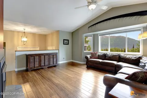 10235 Silvertip Cir, Eagle River, AK 99577 photo 10