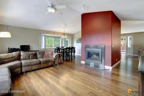 10235 Silvertip Cir, Eagle River, AK 99577 photo 8