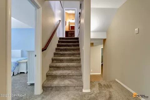 10235 Silvertip Cir, Eagle River, AK 99577 photo 25