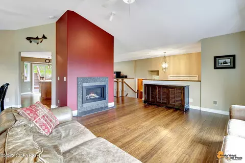 10235 Silvertip Cir, Eagle River, AK 99577 photo 9