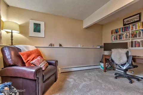 3205 E 18th Cir, Anchorage, AK 99508 photo 22