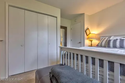 3205 E 18th Cir, Anchorage, AK 99508 photo 18