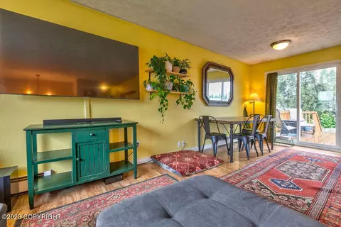 3205 E 18th Cir, Anchorage, AK 99508 photo 8