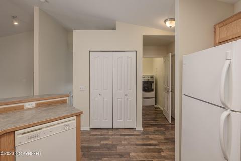 8949 Eagle Place Loop # 26, Eagle River, AK 99577 photo 7