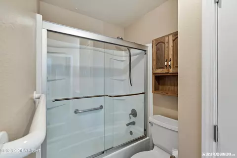 9521 Quail Cir, Eagle River, AK 99577 photo 16