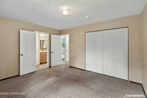 9521 Quail Cir, Eagle River, AK 99577 photo 15