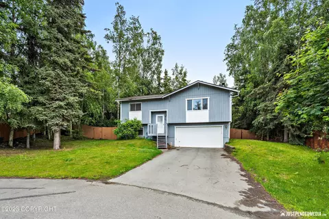 9521 Quail Cir, Eagle River, AK 99577 photo 2