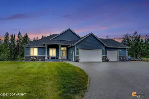 5232 N Brywood Cir, Palmer, AK 99645