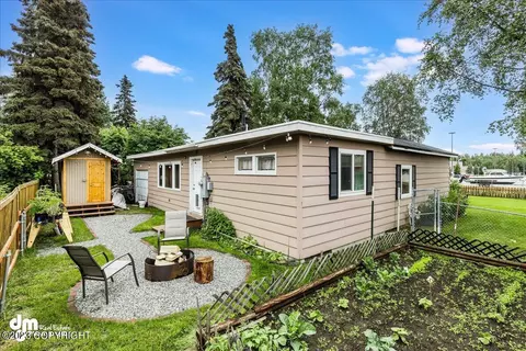 525 E 16th Ave, Anchorage, AK 99501 photo 26