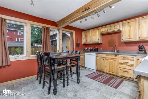 525 E 16th Ave, Anchorage, AK 99501 photo 10