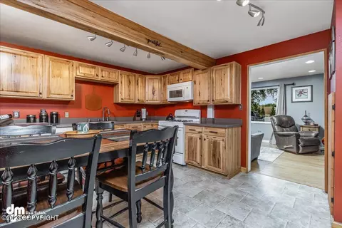 525 E 16th Ave, Anchorage, AK 99501 photo 11