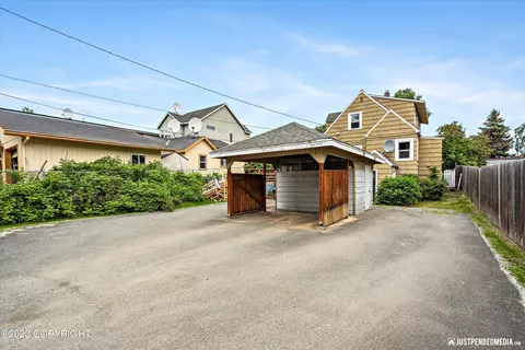 550 E 10th Ave, Anchorage, AK 99501 photo 6