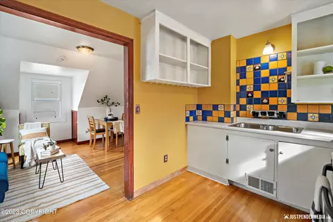550 E 10th Ave, Anchorage, AK 99501 photo 25