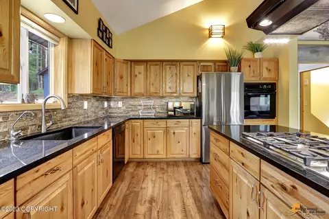 21337 River Park Dr, Eagle River, AK 99577 photo 18