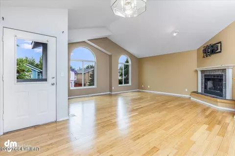1945 Terrebonne Loop, Anchorage, AK 99502 photo 2