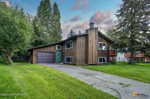 3011 Kerry Cir, Anchorage, AK 99504
