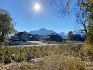 1660 N River Rock Cir, Palmer, AK 99645