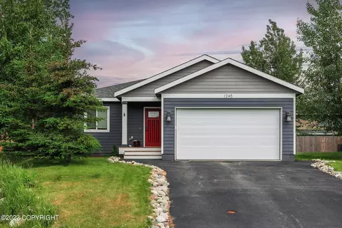 1245 W Tammy Cir, Palmer, AK 99645