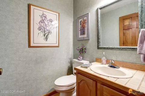 4832 Hunter Dr, Anchorage, AK 99502 photo 30