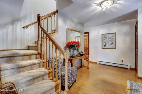 4832 Hunter Dr, Anchorage, AK 99502 photo 11