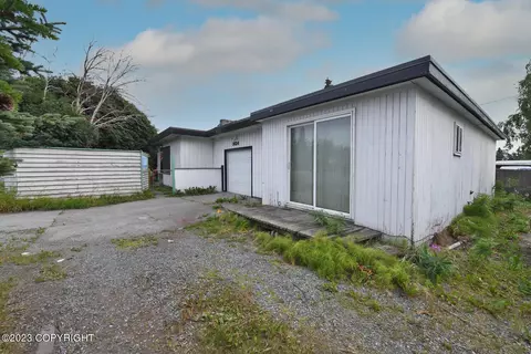 3624 Debarr Rd, Anchorage, AK 99508 photo 7