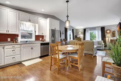 6339 E 8th Ave, Anchorage, AK 99504 photo 9