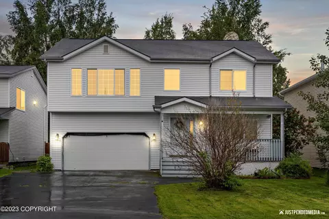 7543 Timberwolf Cir, Anchorage, AK 99507